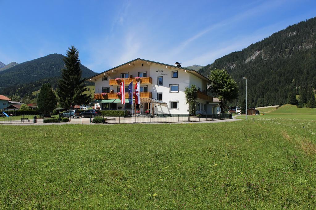 Naturparkhotel Florence Weissenbach am Lech Dış mekan fotoğraf